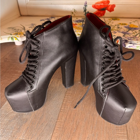 Kat Von D Black Lace-Up Platform Boots - Picture 3 of 7